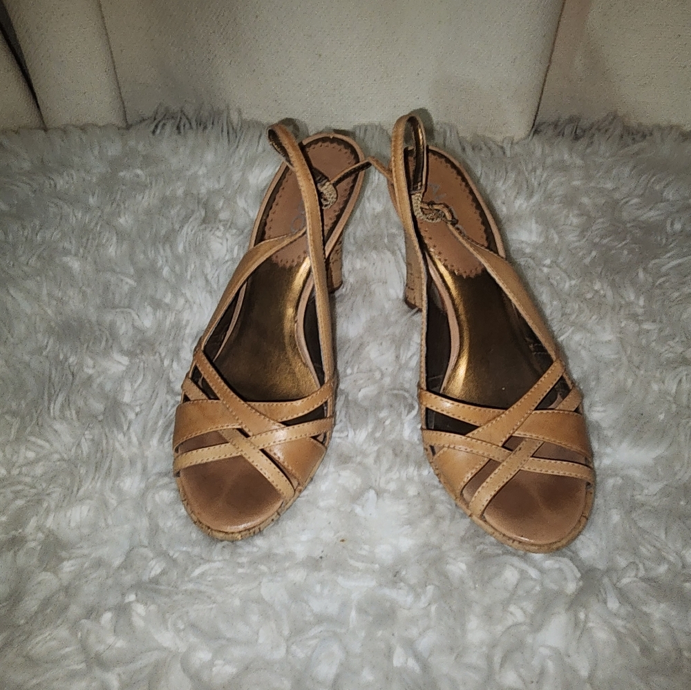 Aldo leather heels